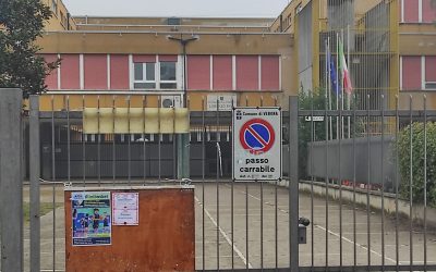 Scuola Media Fava di Porto San Pancrazio in completo degrado